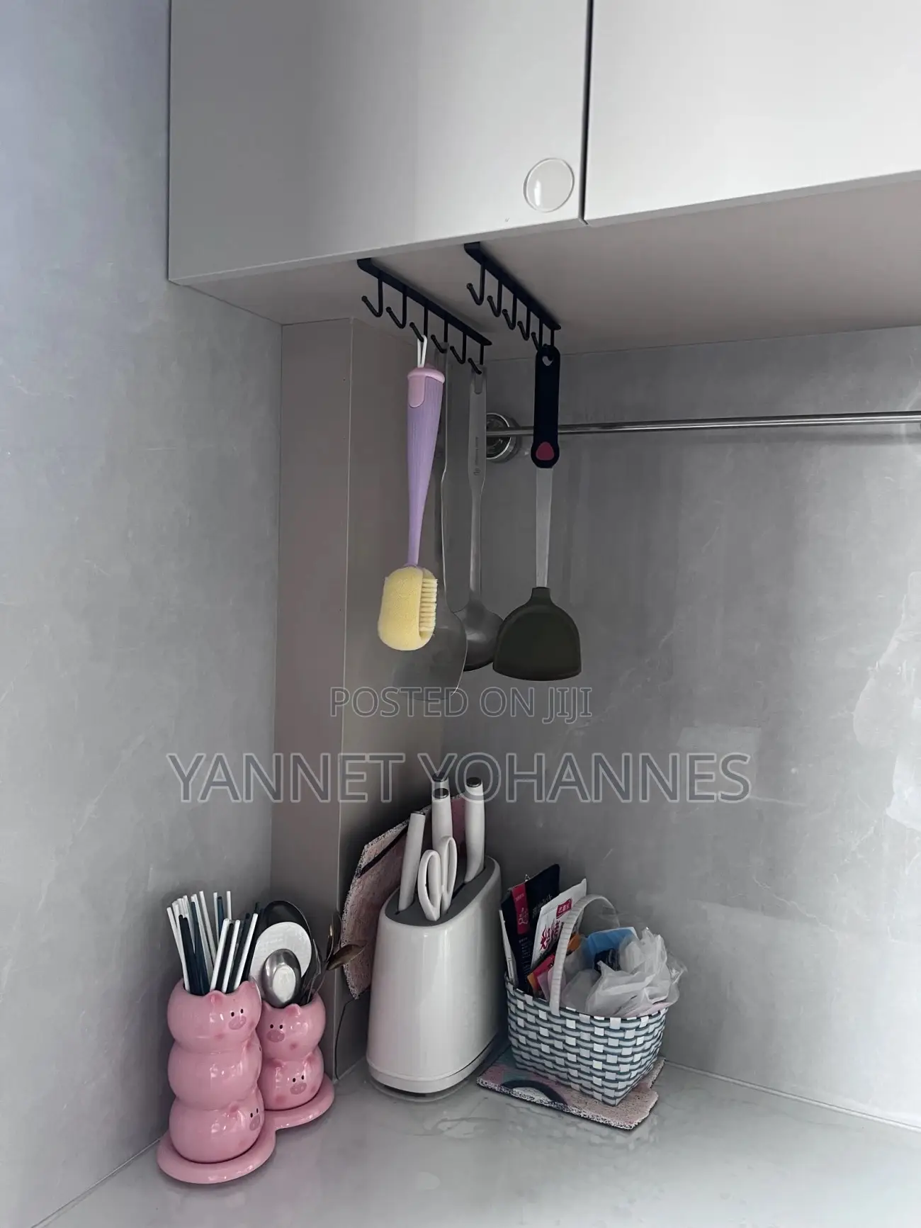 Under Shelf Multifunctional Holder Rack – 6 Hooks