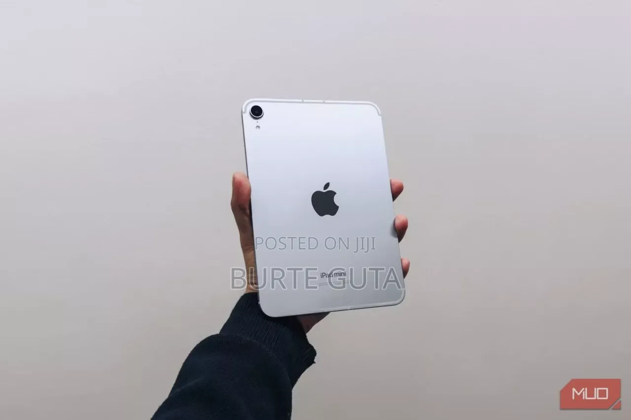 New Apple iPad (2025) 128 GB Silver