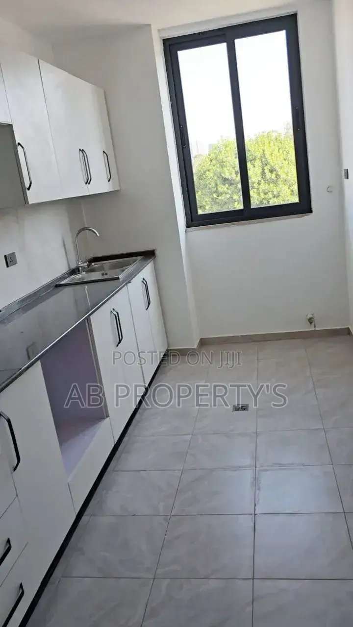 Furnished 3bdrm Apartment in Real Estate, Kirkos for sale