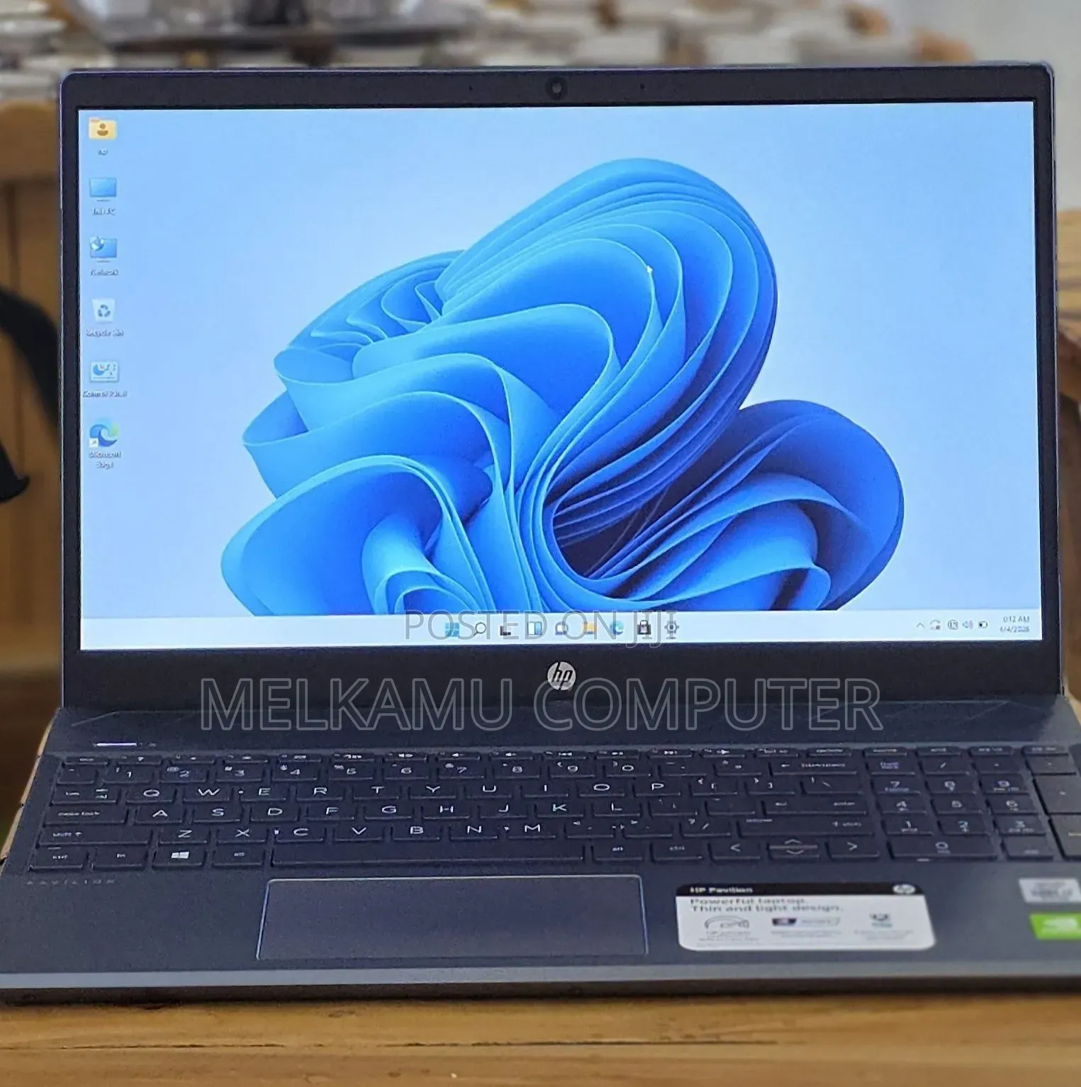 New Laptop HP Pavilion 15 8GB Intel Core i7 HDD 1T