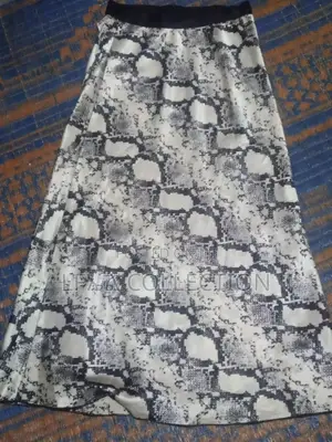 Elegant Skirt With Ahigh Quality