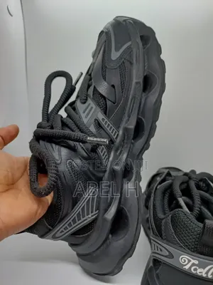 Tcellers Black Track Sneakers