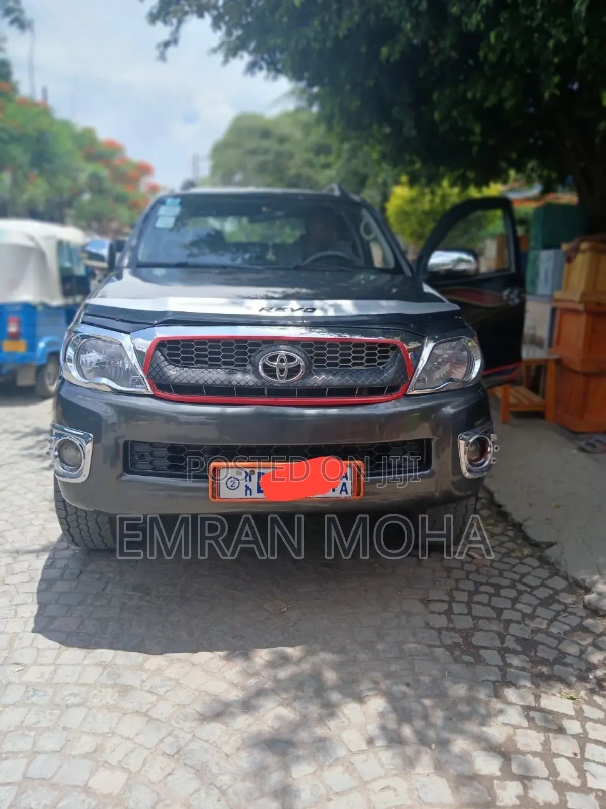 Toyota Hilux 2010 Gray
