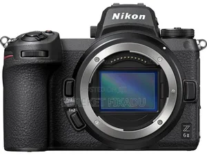 Nikon Z6 Mirrorless Camera With 24-70mm Lens.