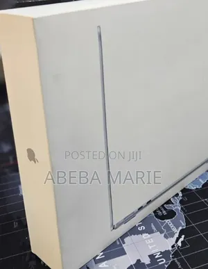 New Laptop Apple MacBook Air 2025 M4 13-inch 16GB Apple M4 SSD 256GB