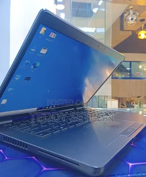 New Laptop Dell Latitude 5400 8GB Intel Core i5 SSD 512GB