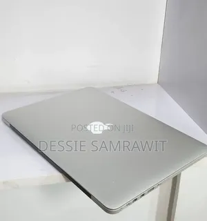New Laptop Apple MacBook Pro 2015 16GB Intel Core i7 SSD 512GB