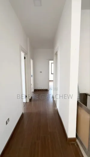 3bdrm Apartment in Bole Welosefer, for sale