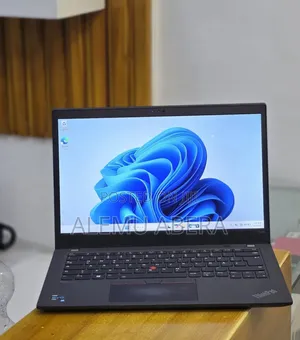New Laptop Lenovo ThinkPad T14 16GB Intel Core i7 SSD 512GB