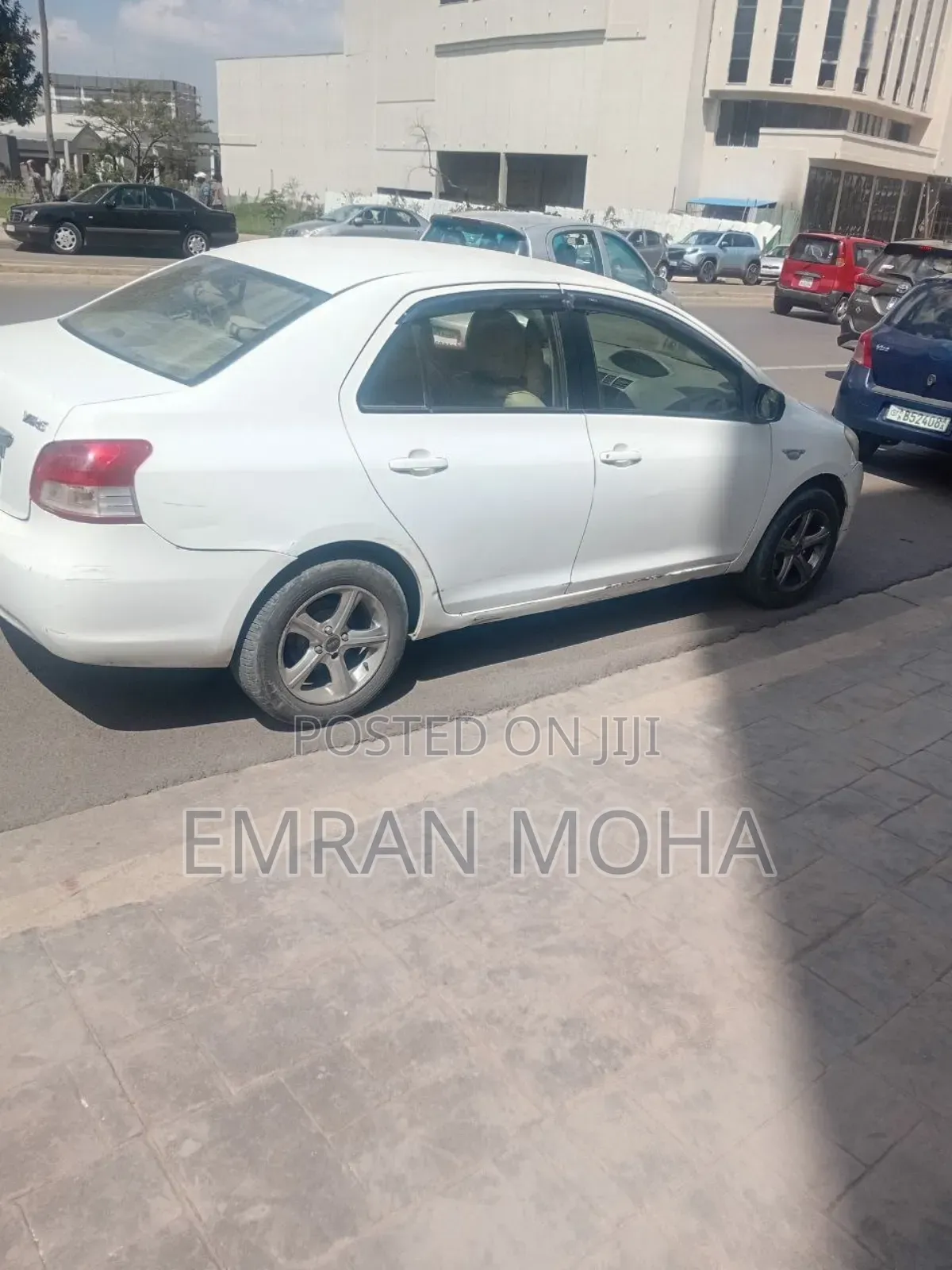 Toyota Yaris 2011 White
