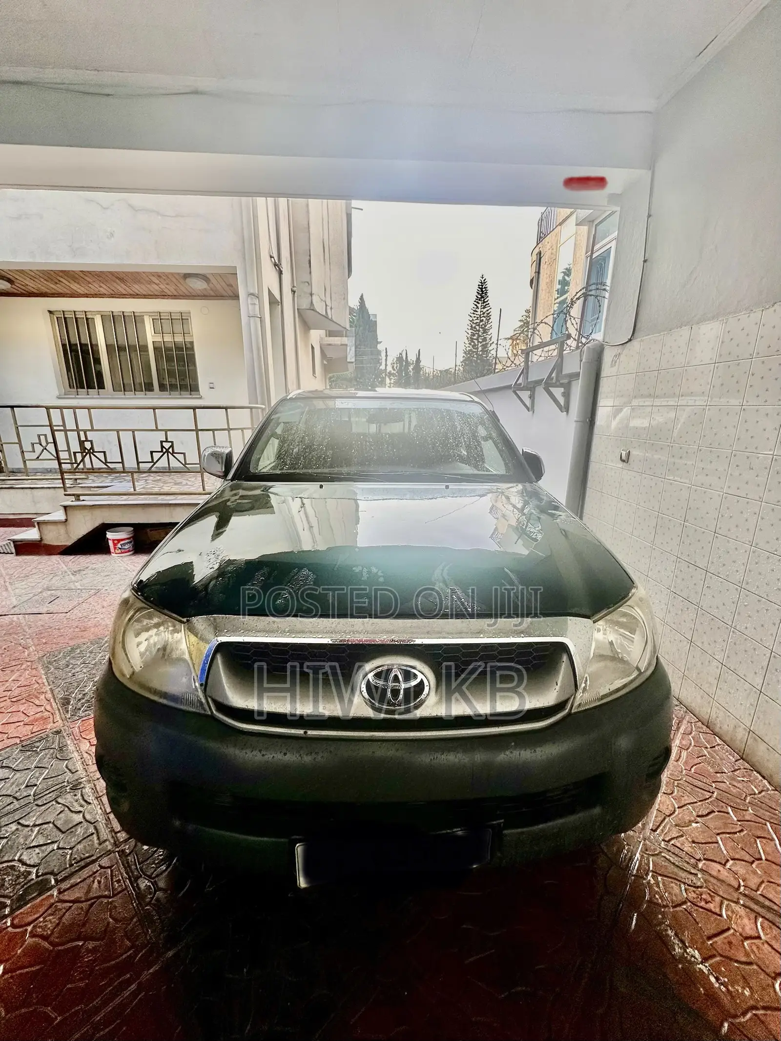 Toyota Hilux 2010 Green