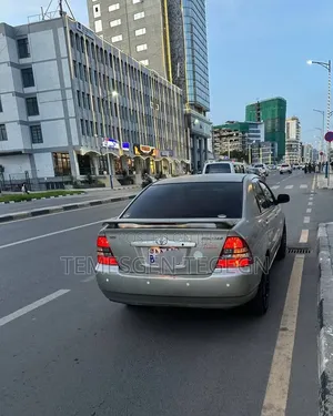 Toyota Corolla 2003 Gold