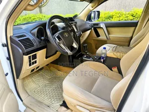 Toyota Land Cruiser 2015 White