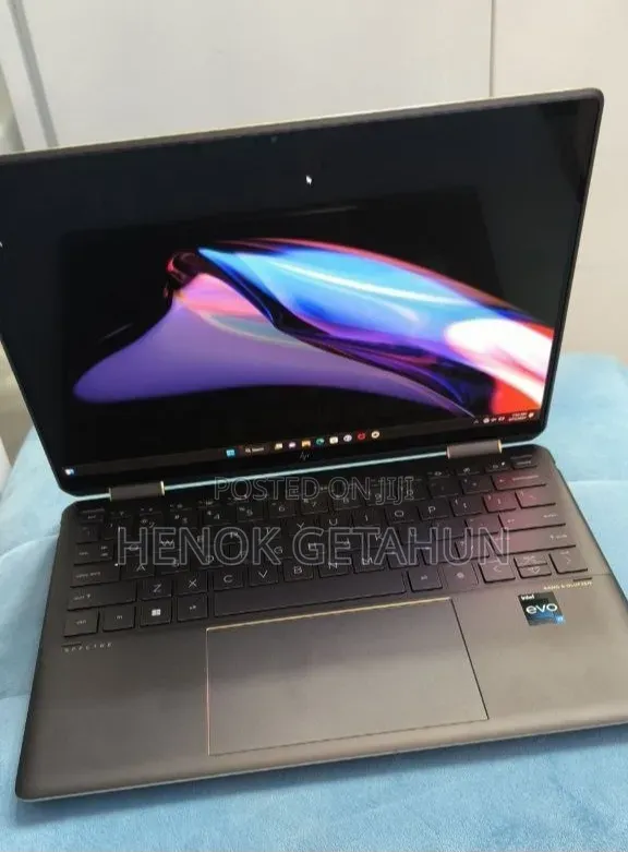 New Laptop HP Spectre 16GB Intel Core i7 SSD 1T