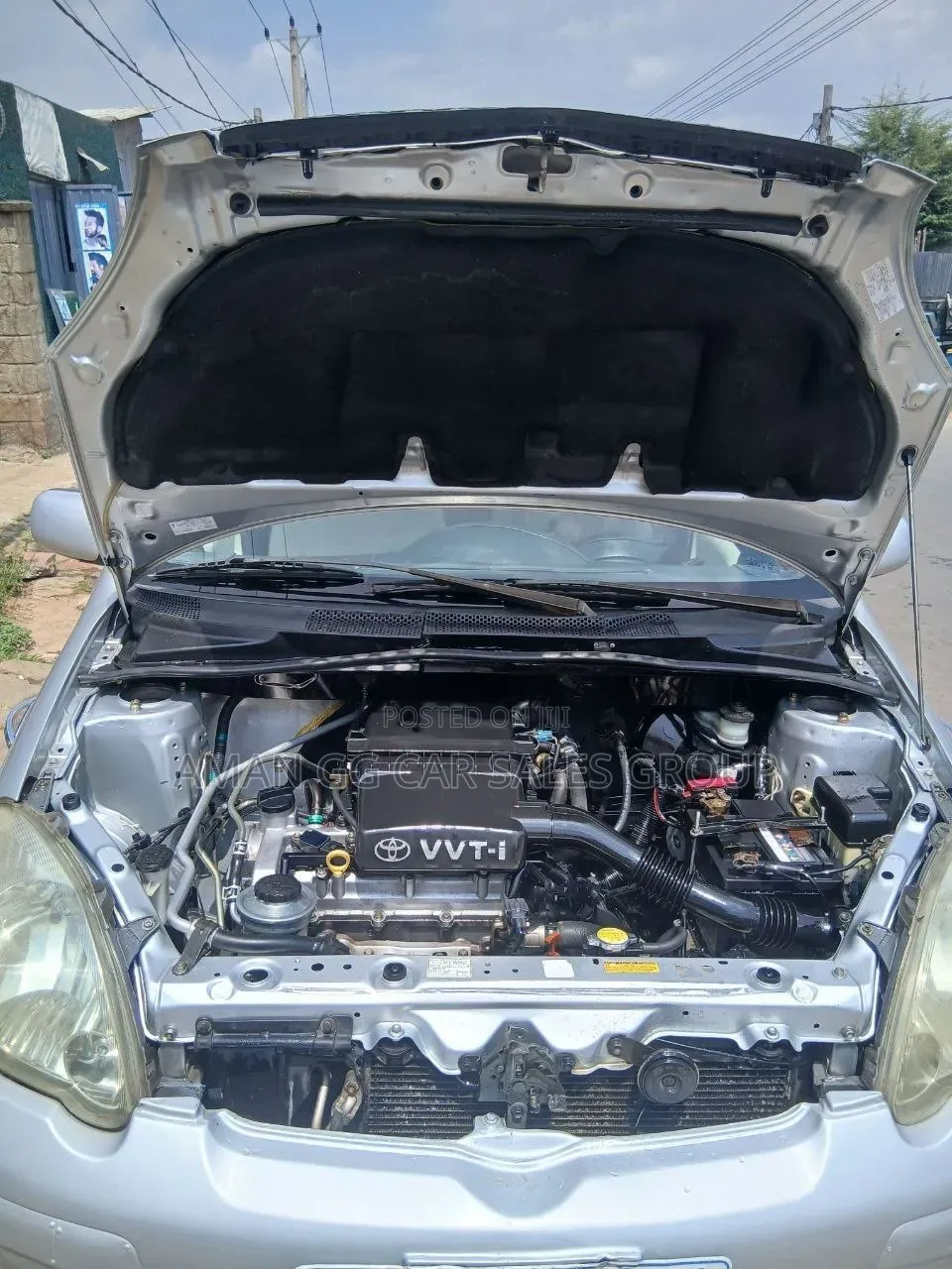 Toyota Vitz 2004 Silver