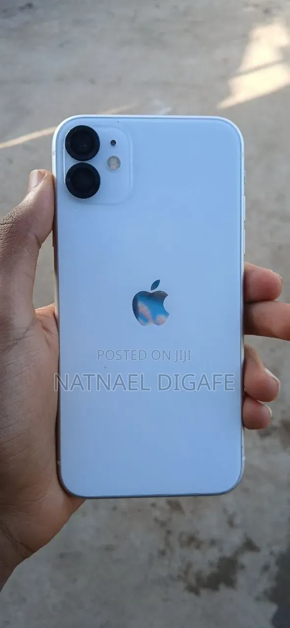 Apple iPhone 11 64 GB White