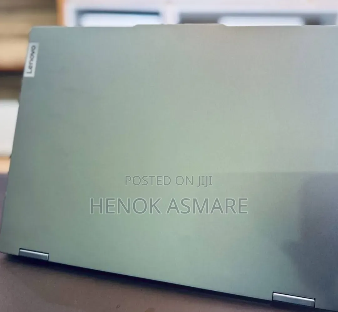 New Laptop Lenovo Yoga 7i 16GB AMD Ryzen 7 SSD 512GB