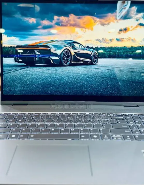 New Laptop Lenovo Yoga 7i 16GB Intel Core i7 SSD 512GB