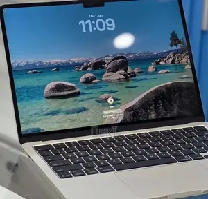 New Laptop Apple MacBook Air 2025 M4 13-inch 16GB Apple M4 SSD 256GB