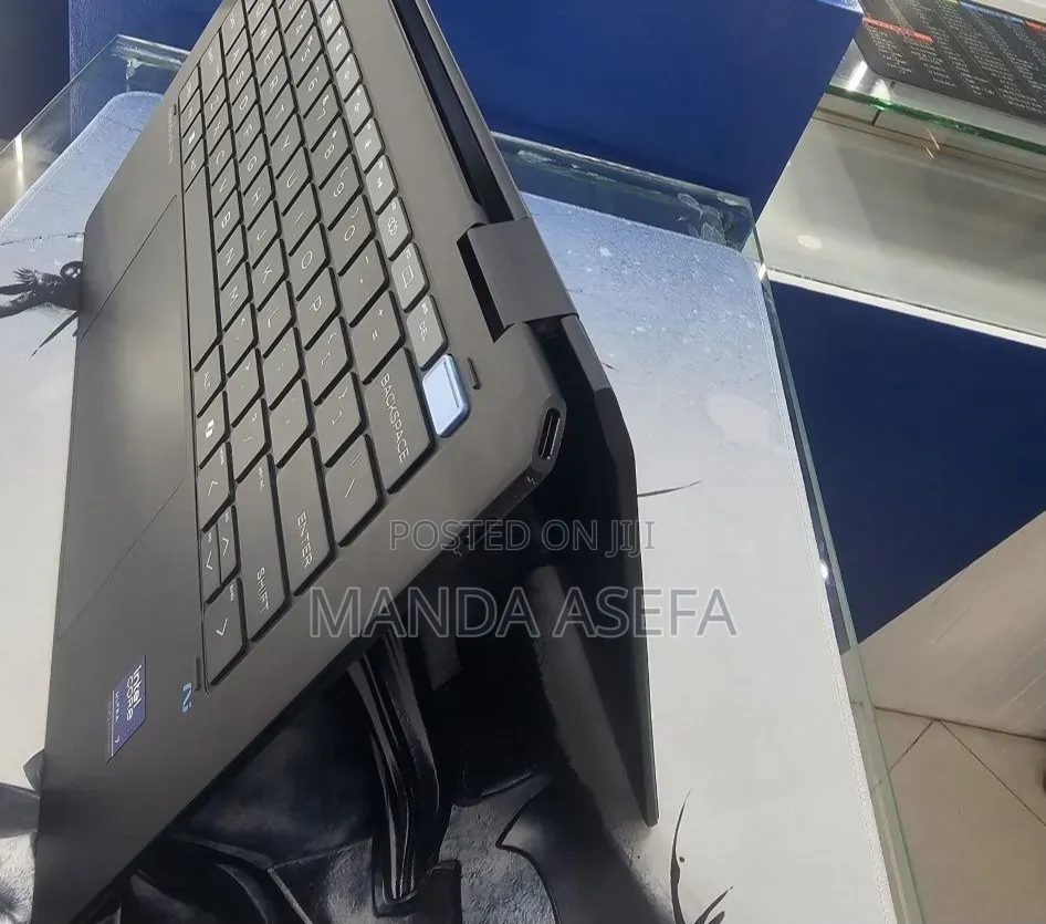 New HP OmniBook 5 Flip 14-fp0023dx 16GB Intel Core Ultra 7 SSD 1T