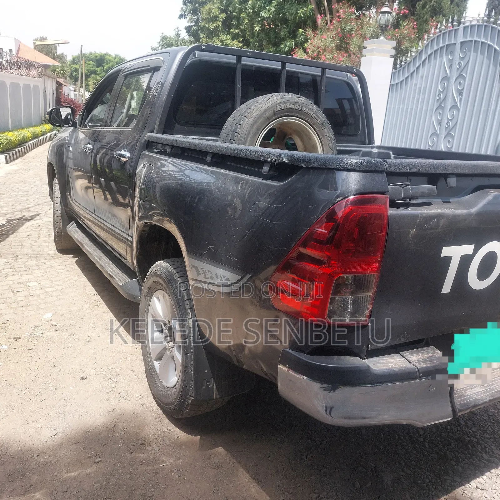 Toyota Hilux 2.4 Diesel 2020 Black
