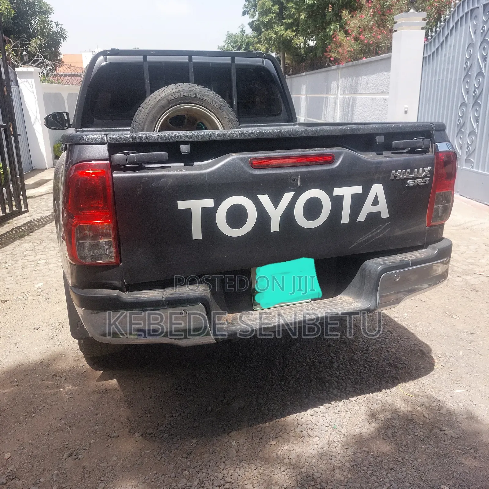 Toyota Hilux 2.4 Diesel 2020 Black
