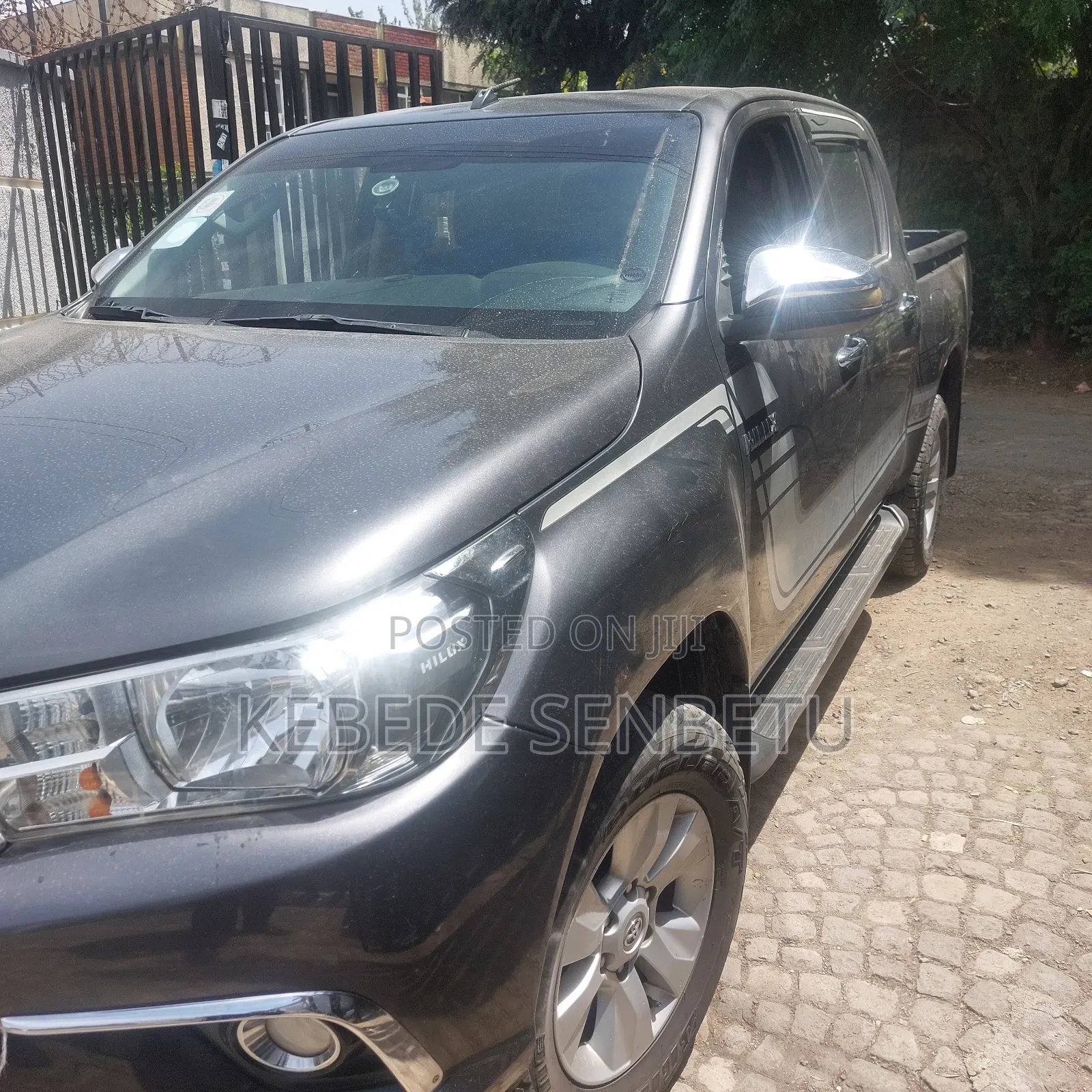 Toyota Hilux 2.4 Diesel 2020 Black