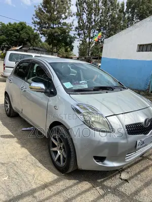 Toyota Yaris 1.0 C 2005 Silver
