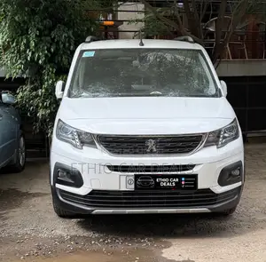 Peugeot Partner 2020 White
