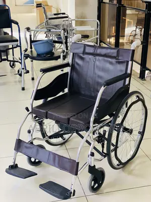 Manual新华社wheelchair Foldable Andtoilet Chair