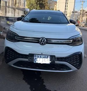 Volkswagen ID.6 2024 White