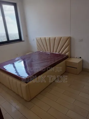 1.50 Bed (King Size) Leather Finishe