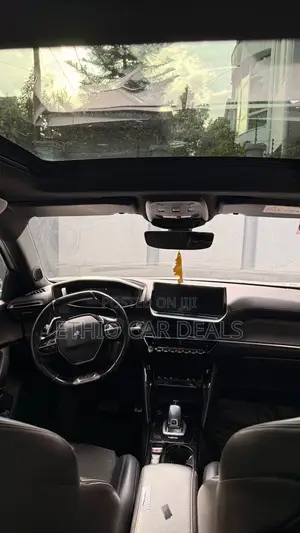 Peugeot 2008 2020 White