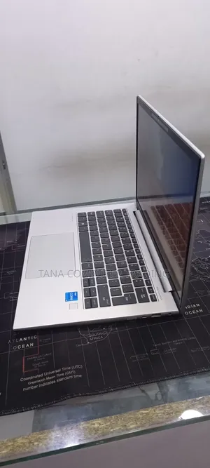 New Laptop HP EliteBook 840 8GB Intel Core i5 SSD 512GB