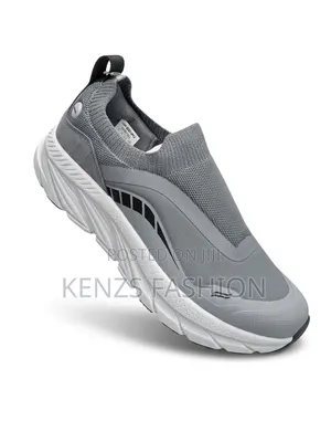 Premium Arrival Groupu Sneakers ( Leather ) ለክረምት የሚሆን ምቹ ጫማ