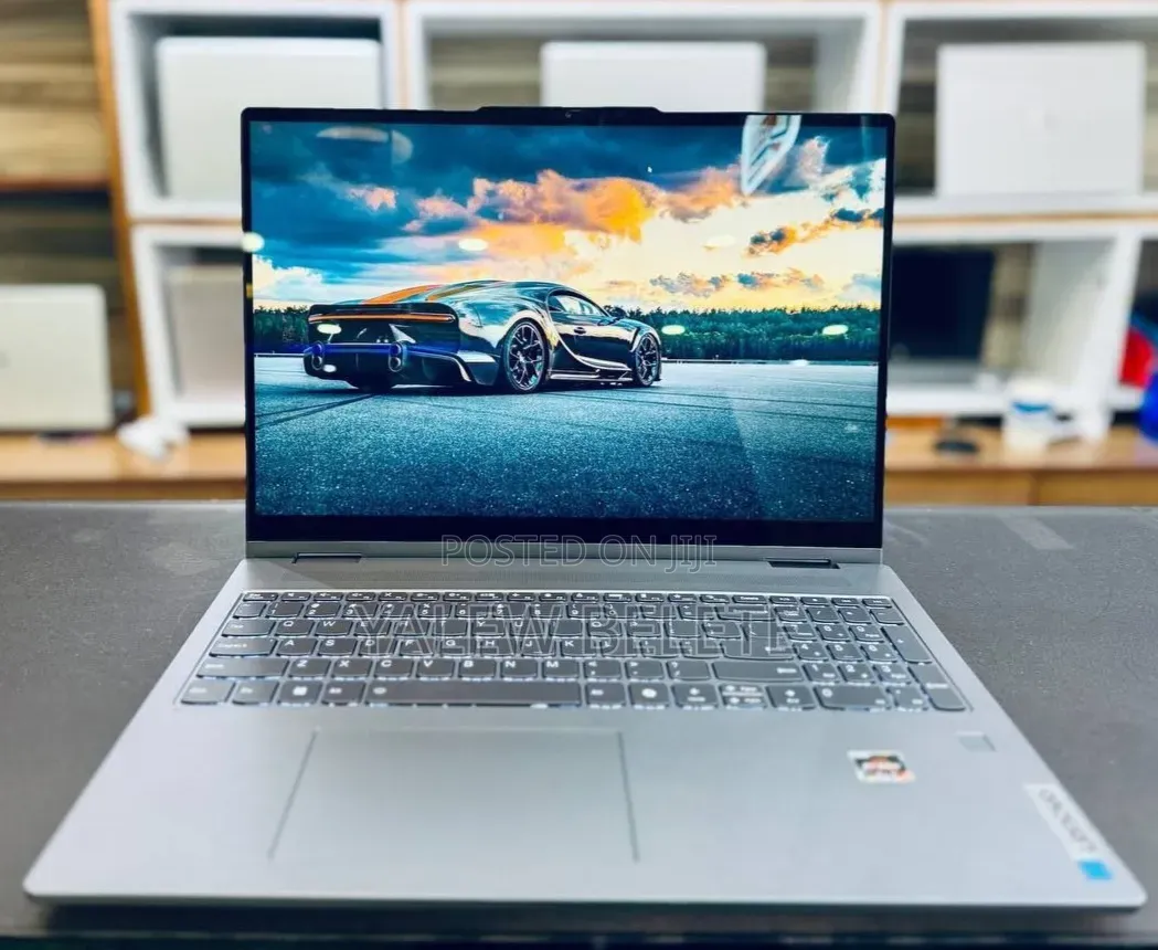 New Laptop Lenovo Yoga 7i 16GB AMD Ryzen 7 SSD 512GB