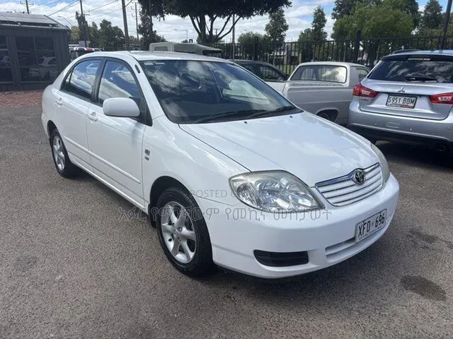 Toyota Corolla Windshelld Glass ቶዮታ ኮሮላ የግባር መስታዎት
