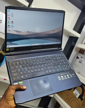 New Laptop Acer Predator Helios 300 16GB Intel Core i7 SSD 512GB