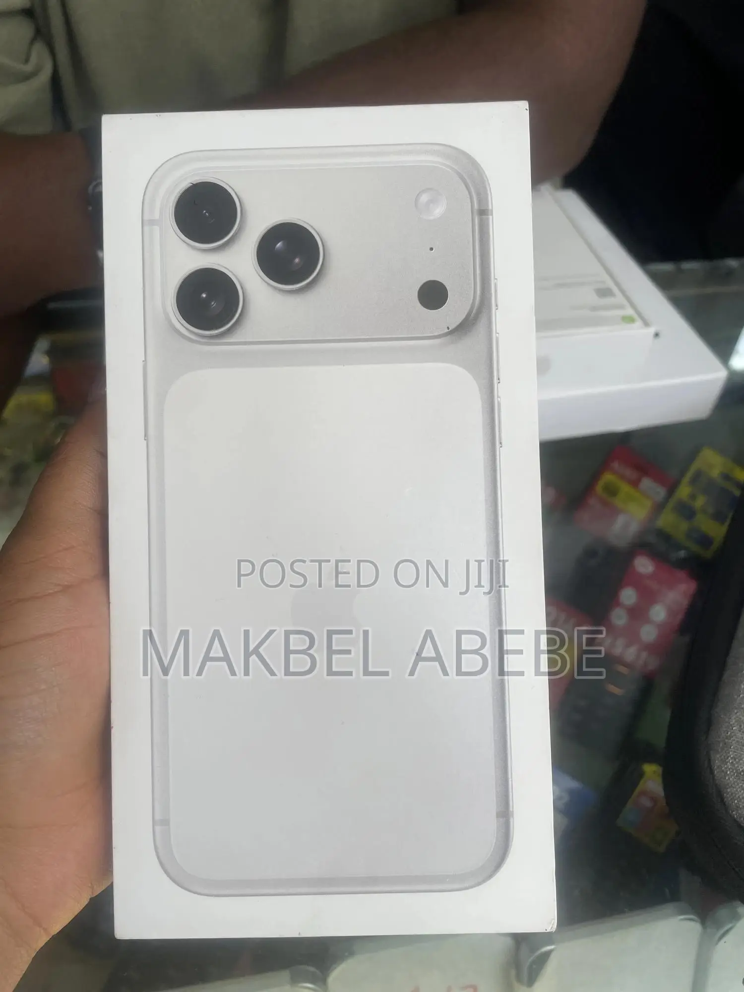 New Apple iPhone 17 Pro Max 256 GB Silver