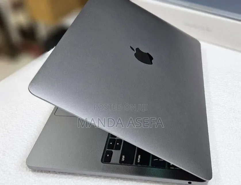 New Laptop Apple MacBook Pro 8GB Apple M2 SSD 256GB