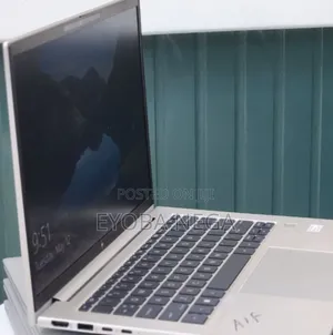 New Laptop HP EliteBook 840 G10 16GB Intel Core i7 SSD 512GB