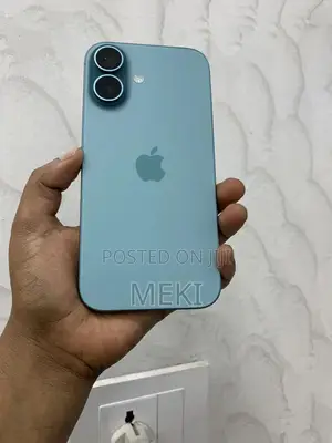 Apple iPhone 16 128 GB Green