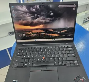 New Laptop Lenovo ThinkPad X1 Carbon 16GB Intel Core i7 SSD 512GB