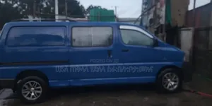 Toyota HiAce 2007 Blue