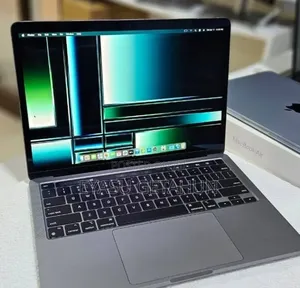 New Laptop Apple MacBook Pro 2022 M2 8GB Apple M2 SSD 256GB
