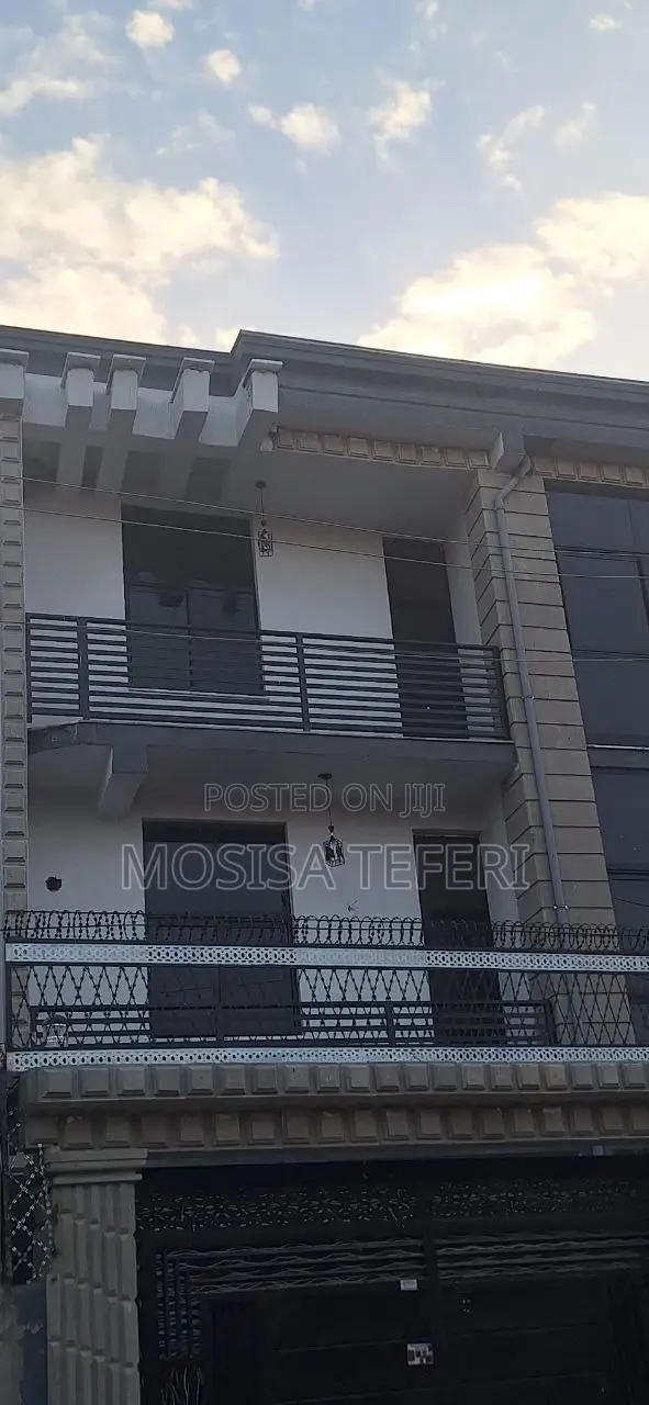 11bdrm House in Please Select, Oromia-Finfinne for rent