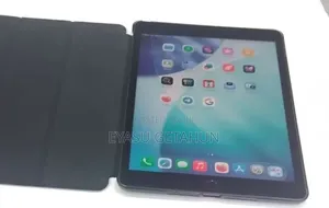 New Apple iPad 2 CDMA 64 GB