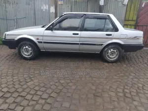 Toyota Corolla 1.3 1984 Silver