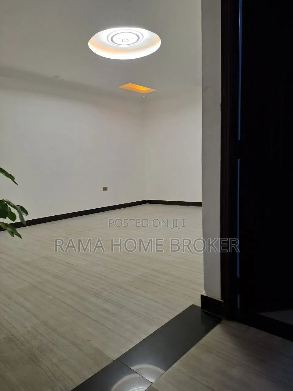Furnished 3bdrm Condo in ዘመናዊ ቤት አስፓልት ዳር, Yeka for sale