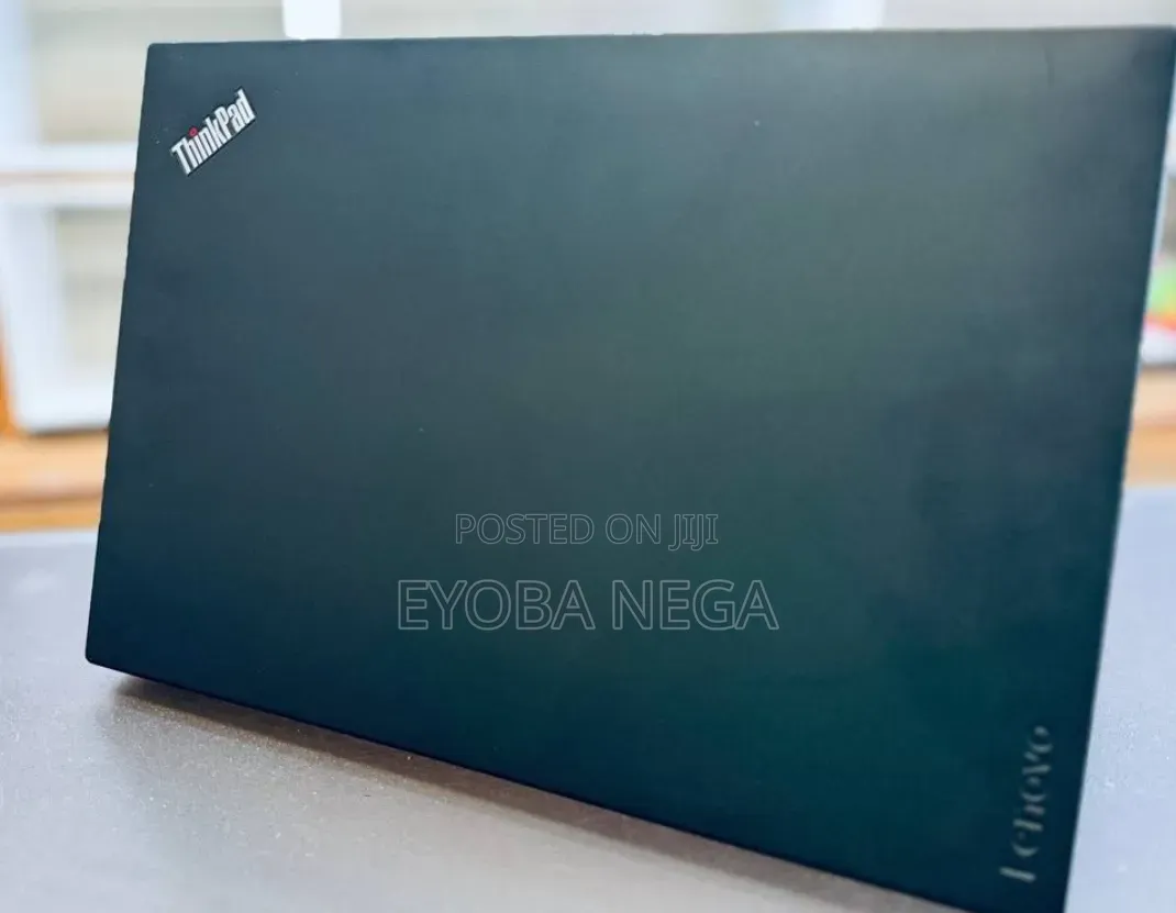 New Laptop Lenovo ThinkPad T480s 8GB Intel Core i7 SSD 256GB